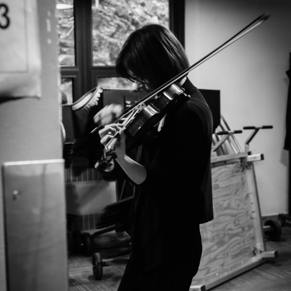 photo de la violoniste Lyne Allard